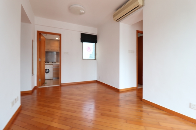 2 bdr flat zenith  photo 2