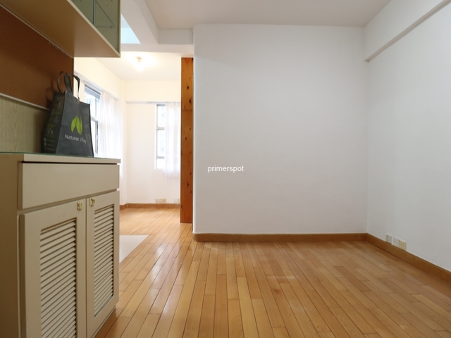 1 bdr flat soho  photo 4