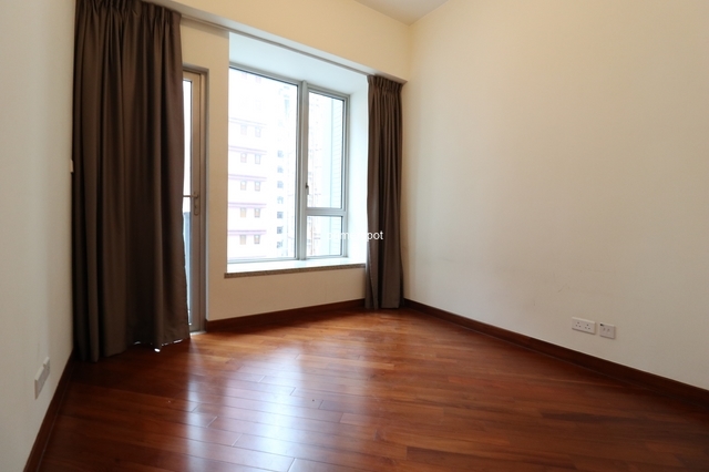 2 bdr flat low floor  photo 3