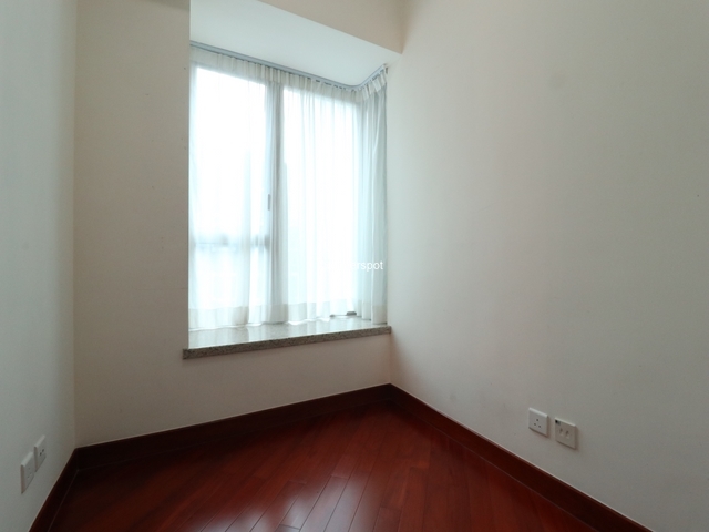 2 bdr flat high floor  photo 4