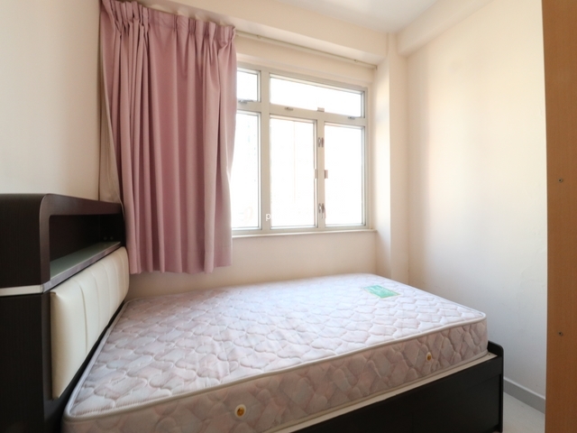 2 bdr flat furnished  photo 4